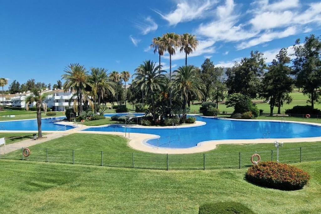5* Stunning Golf & Sea Apartment ミハス エクステリア 写真